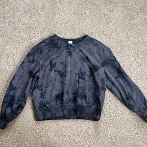 black tie dye crew neck sweatshirt - size medium